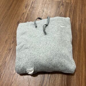 FLAWED Nike Light Gray Hoodie Size Large